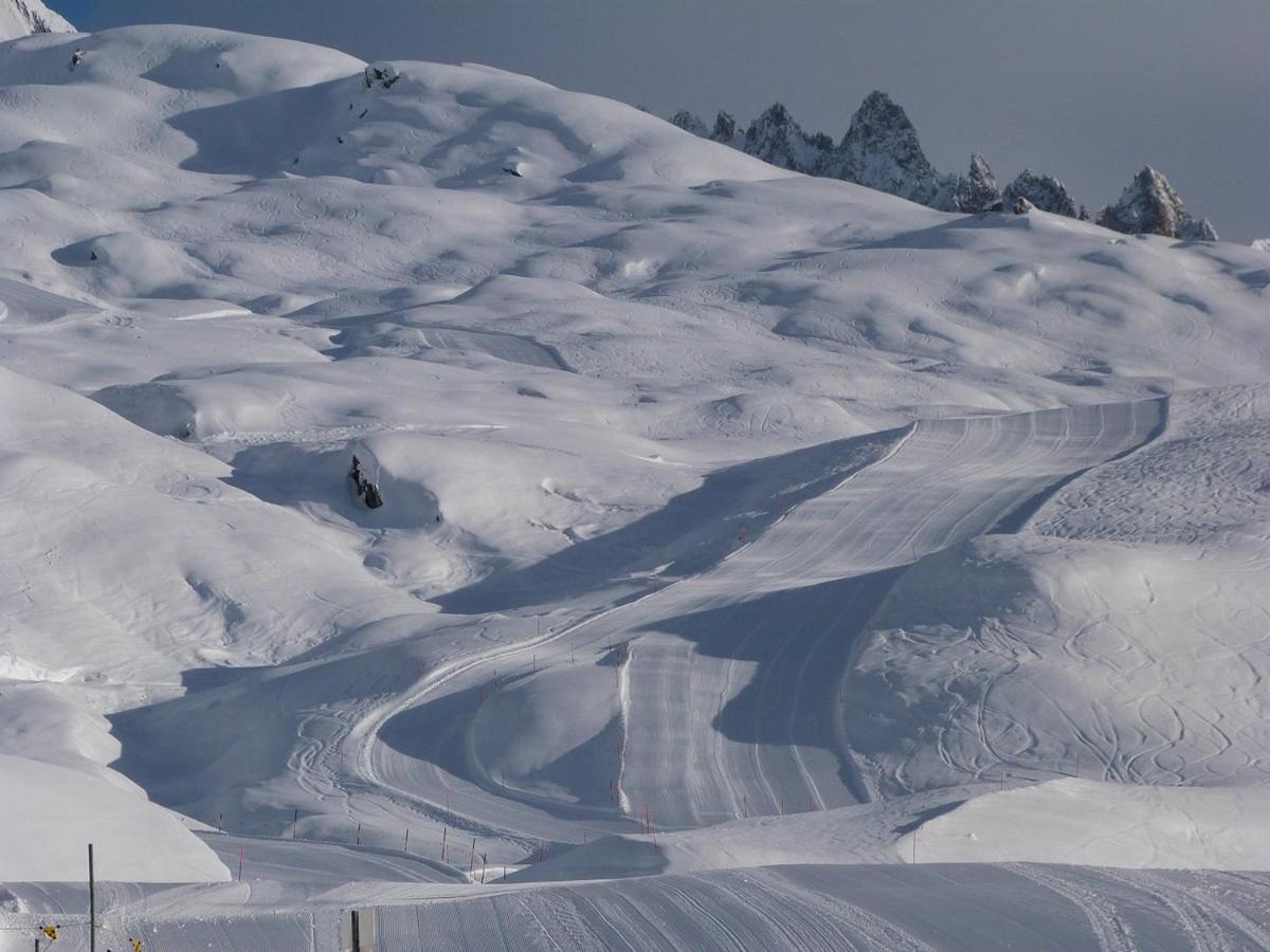 Hotel Harmony Tigilou Belalp Luaran gambar